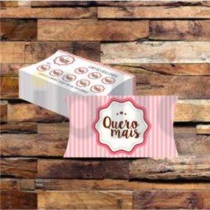 Card Corte Especial - 8,5x4,5cm - 4/4 - Lam. fosca + Verniz loc. - Faca NS3025